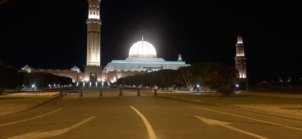 Night arrival at Sultan Qaboos Grand Mosque in Muscat
