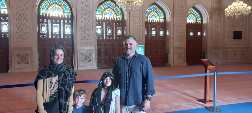 Oman Taxi Tours — Oman travel tours and Muscat taxi routes